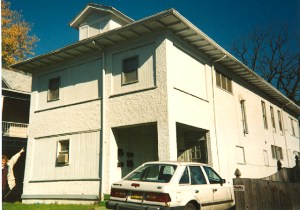 L. points to where we lived.